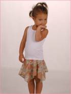 childish dress, childish clothes.